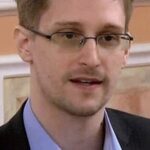 Edward Snowden Mocks Elizabeth Warren’s Anti-Bitcoin Stance, Likening It to China’s Bizarre Perspective