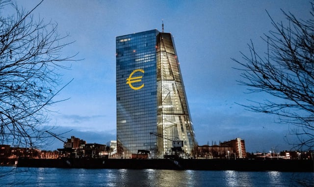 Digital Euro CBDC: A Step Towards Cashless Society or Surveillance State?